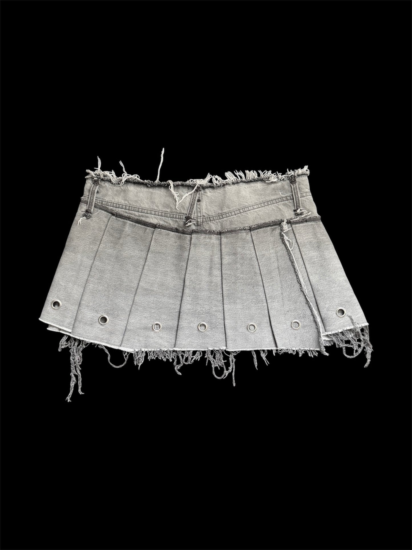 gray skirt