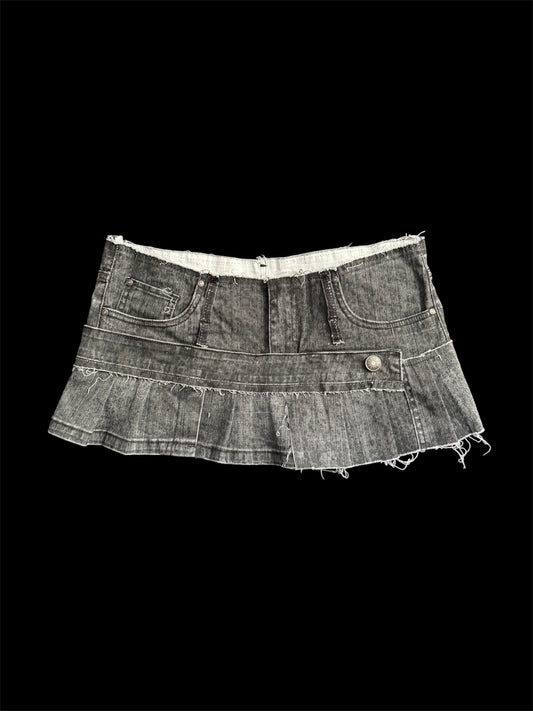 gray skirt